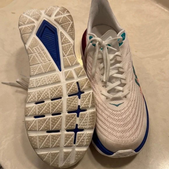 Hoka White and Red Running Shoes with Blue Accents - Picture 2 of 3